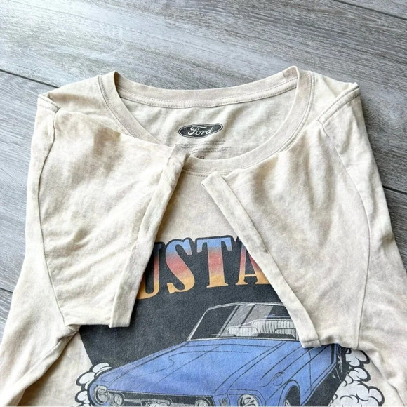 Retro Ford Mustang Graphic Ride The  Pony T-shirt - Picture 7 of 13